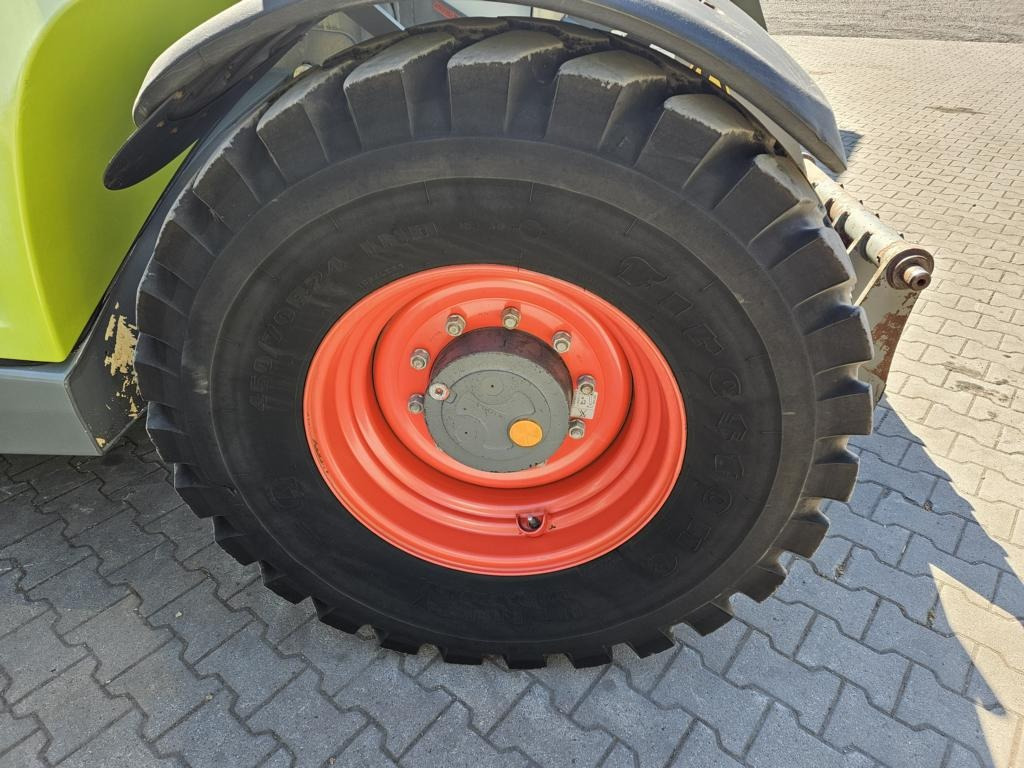 Iekrāvējs CLAAS Scorpion 7044 Varipower: foto 7