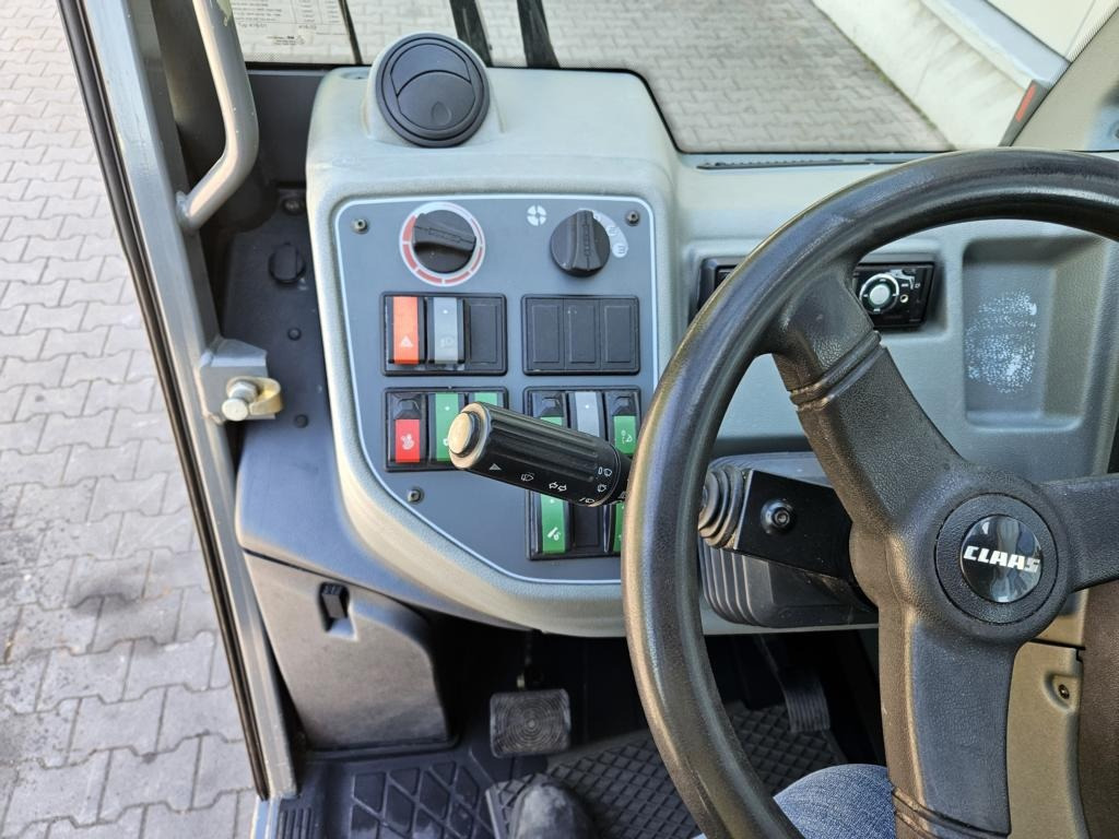 Iekrāvējs CLAAS Scorpion 7044 Varipower: foto 16