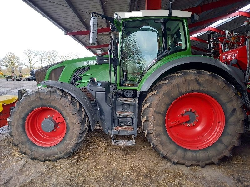 Fendt 824 - Traktors: foto 1 Fendt 824 - Traktors: foto 1