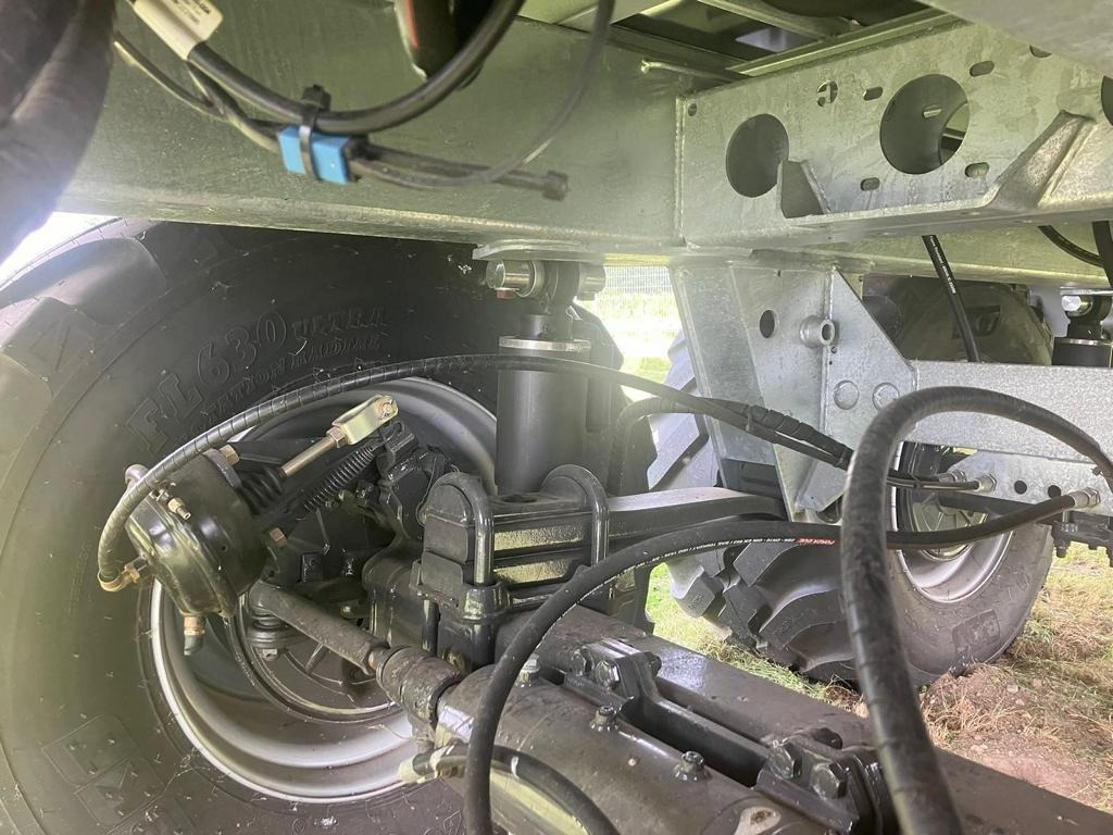 Jaunā Lauksaimniecības piekabe Fliegl GIGANT ASW 281 TAURUS FOX: foto 8