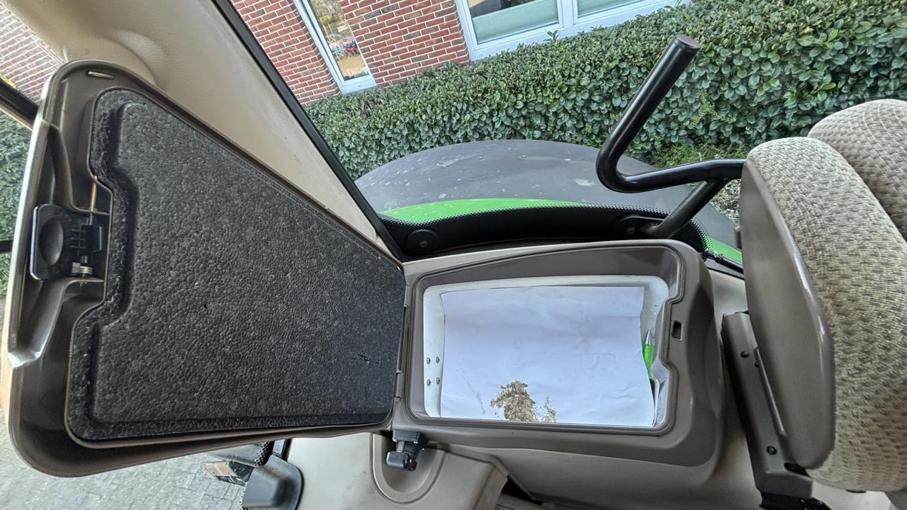 John Deere 6195R - Traktors: foto 4 John Deere 6195R - Traktors: foto 4