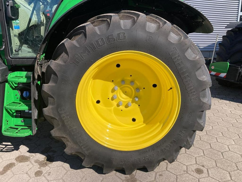 John Deere 6M125 - Traktors: foto 2 John Deere 6M125 - Traktors: foto 2