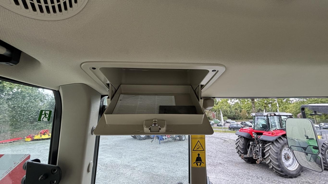 John Deere 6M240 - Traktors: foto 5 John Deere 6M240 - Traktors: foto 5