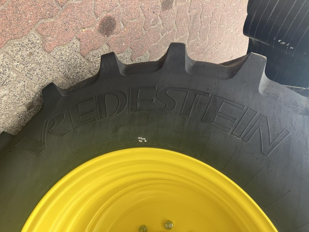 John Deere 6M250 - Traktors: foto 3 John Deere 6M250 - Traktors: foto 3