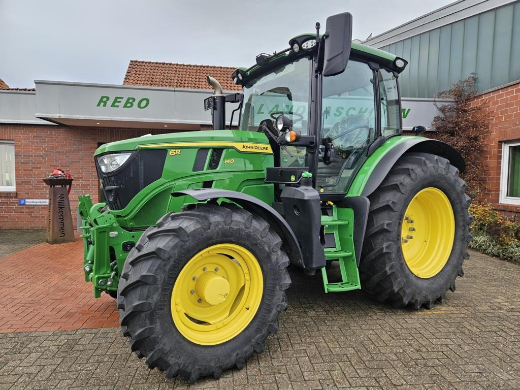 John Deere 6R140 - Traktors: foto 1 John Deere 6R140 - Traktors: foto 1