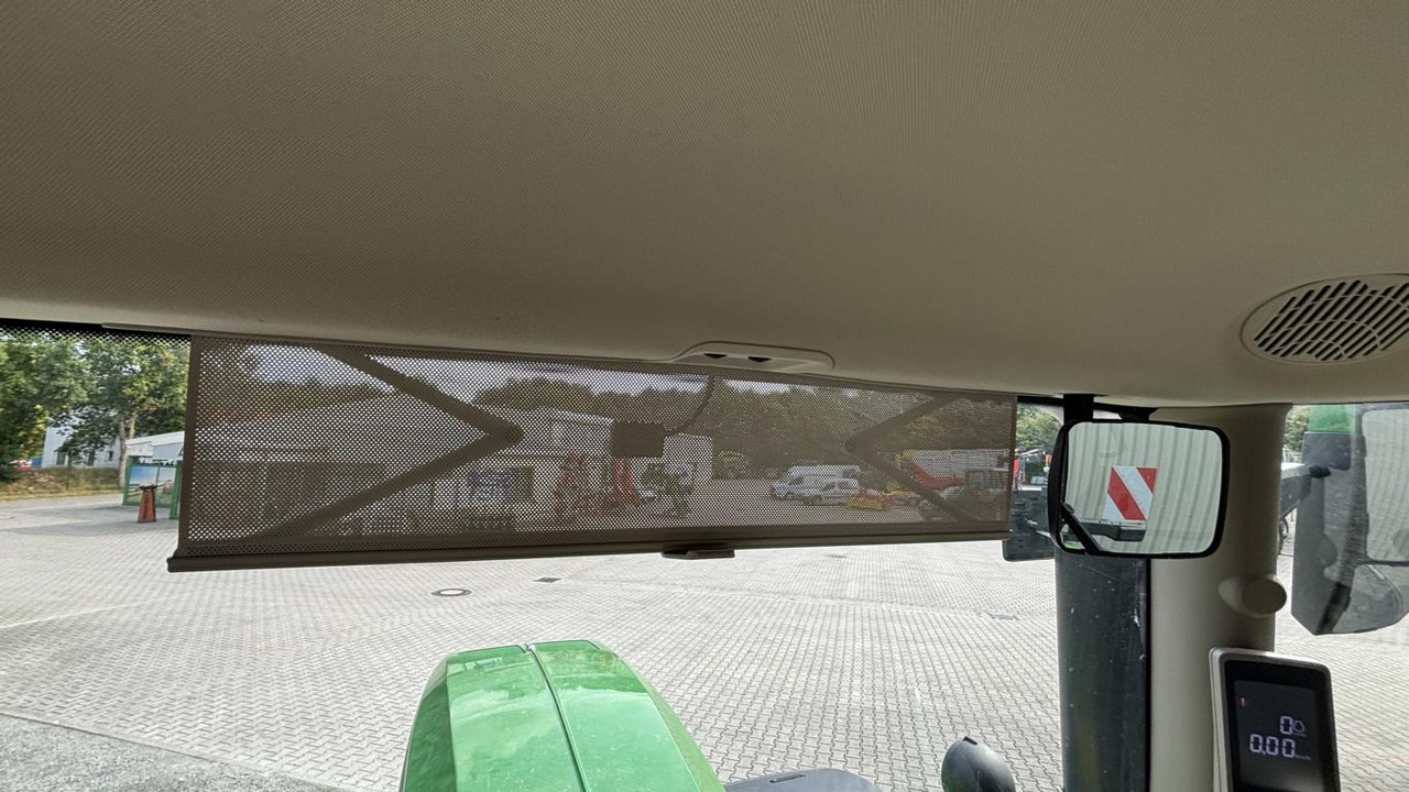 John Deere 6R215 - Traktors: foto 5 John Deere 6R215 - Traktors: foto 5