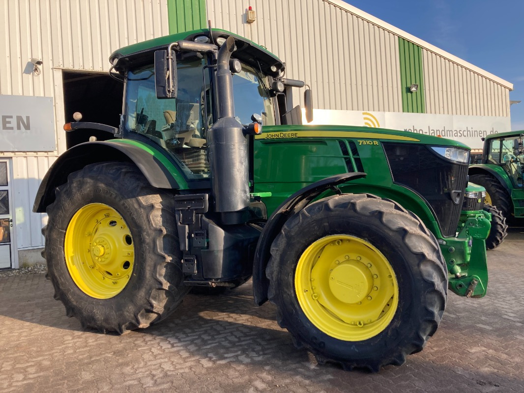John Deere 7310R - Traktors: foto 1 John Deere 7310R - Traktors: foto 1