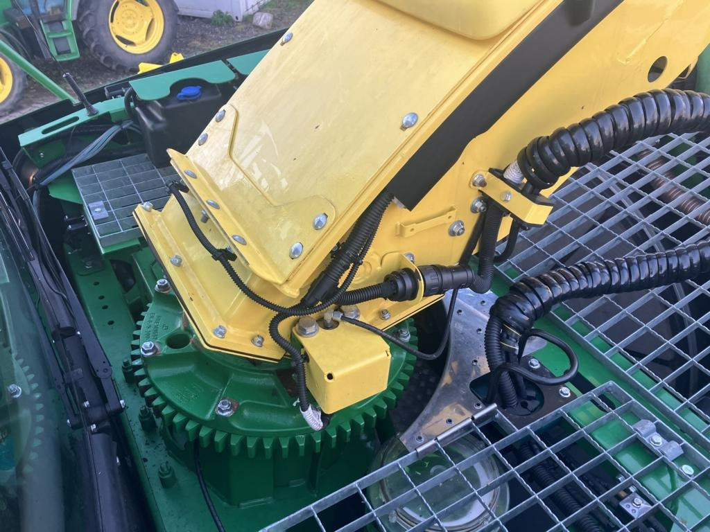 Jaunā Kombains John Deere FELDHÄCKSLER 9900: foto 10
