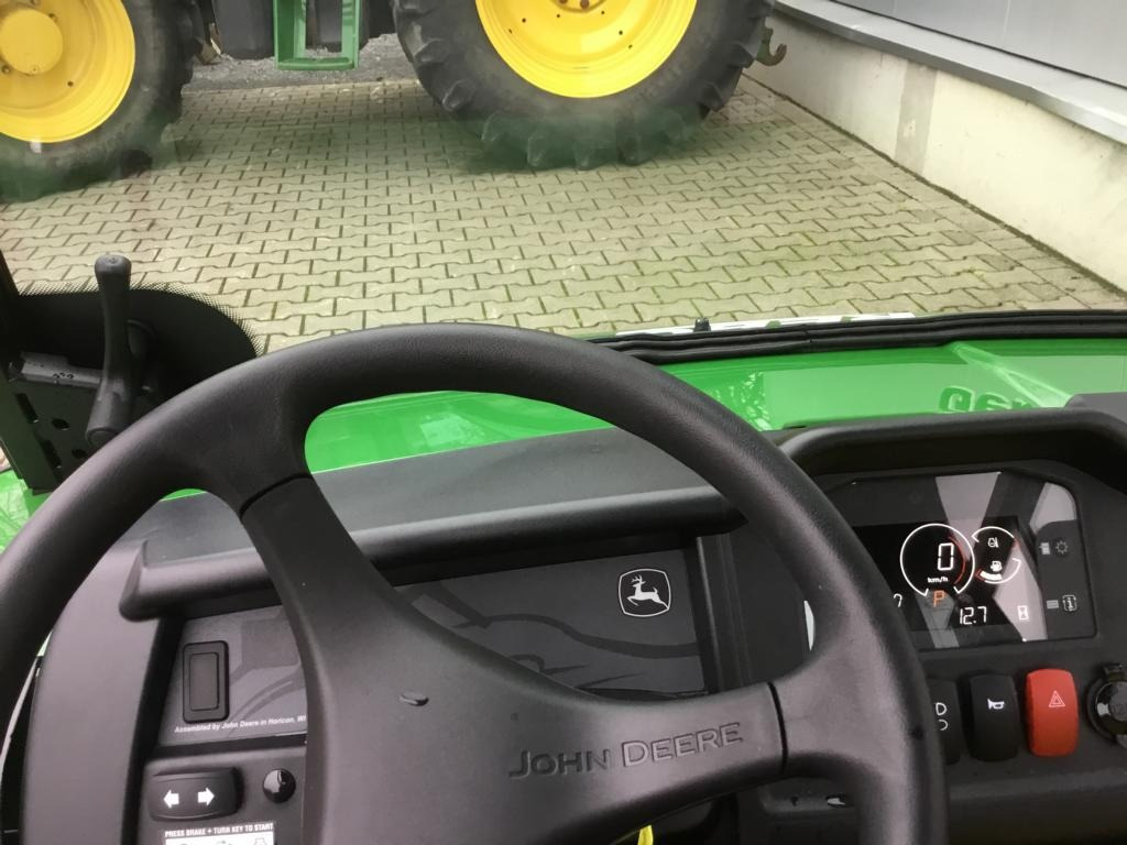 John Deere GATOR HPX 815 E - Kvadricikls: foto 2 John Deere GATOR HPX 815 E - Kvadricikls: foto 2