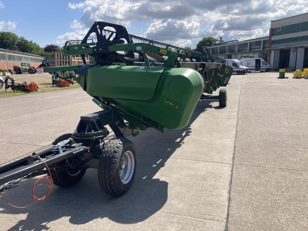 John Deere SCHNEIDWERK 630X - Labības kombains: foto 2 John Deere SCHNEIDWERK 630X - Labības kombains: foto 2