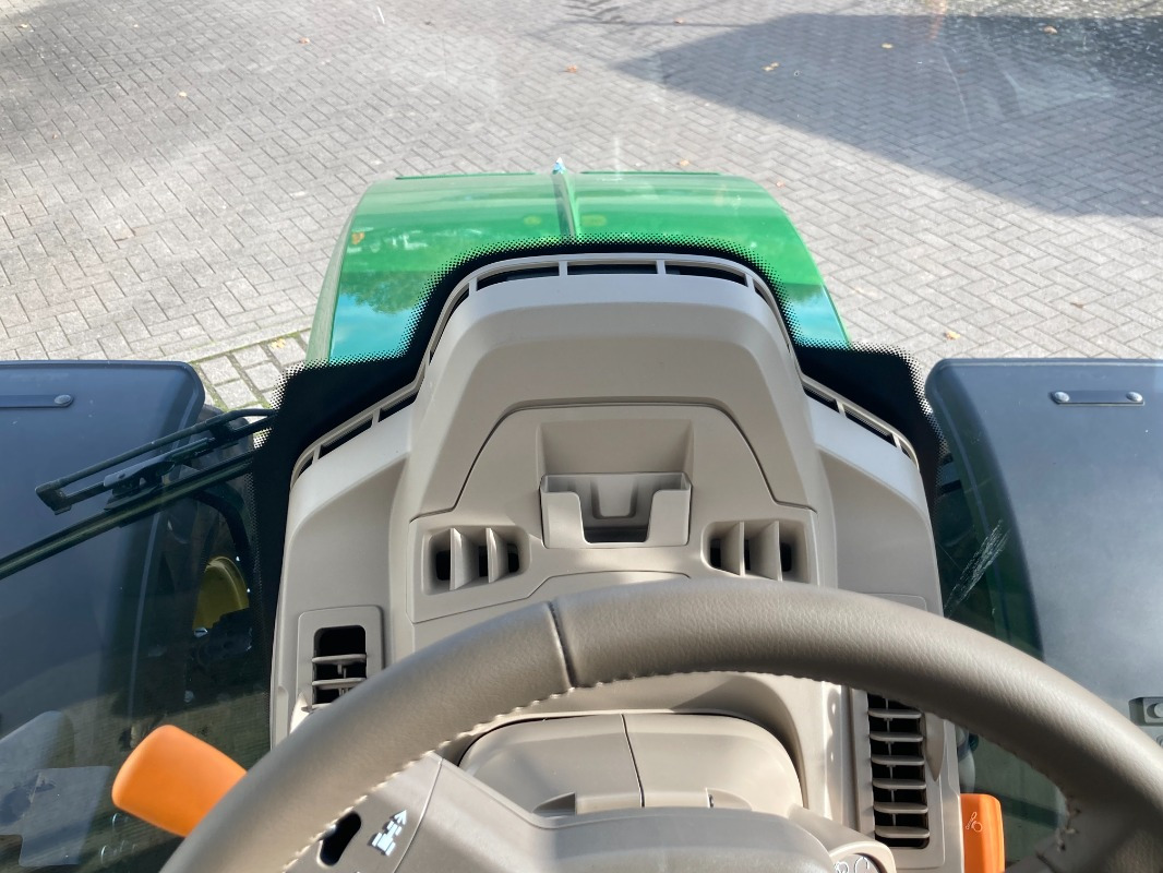 John Deere TRAKTOR 6120M MIT KABINE - Traktors: foto 3 John Deere TRAKTOR 6120M MIT KABINE - Traktors: foto 3