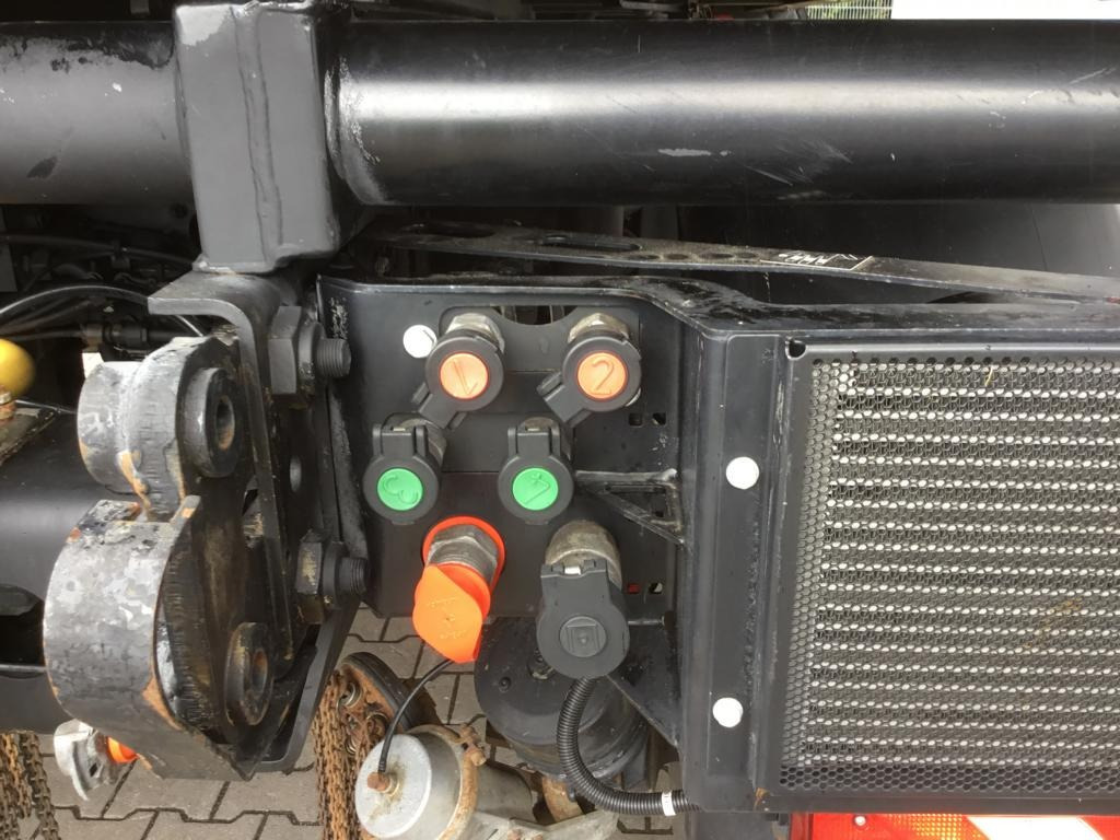 Komunālā/ Specializētā tehnika Mercedes-Benz UNIMOG U 527: foto 40
