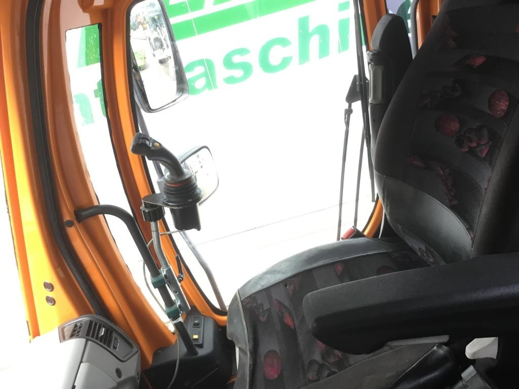 Komunālā/ Specializētā tehnika Mercedes-Benz UNIMOG U 527: foto 31