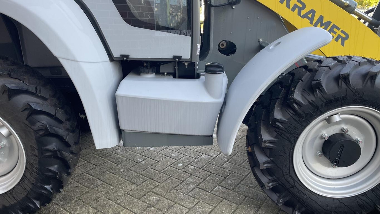 Jaunā Riteņu iekrāvējs Kramer 5050: foto 18