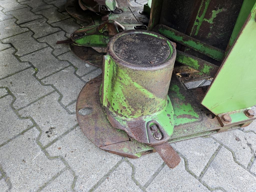 Krone EasyCut 32 - Pļāvējs: foto 3 Krone EasyCut 32 - Pļāvējs: foto 3