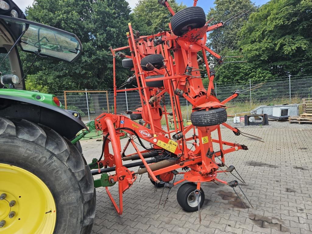 Kuhn GF8702 - Vālotājs/ Ārdītājs: foto 4 Kuhn GF8702 - Vālotājs/ Ārdītājs: foto 4