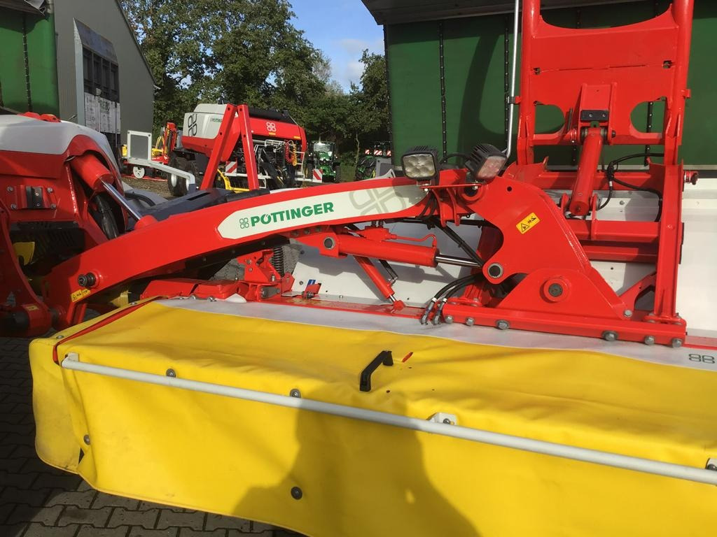 Pöttinger NOVACAT V 10000 ED CL - Pļāvējs: foto 5 Pöttinger NOVACAT V 10000 ED CL - Pļāvējs: foto 5