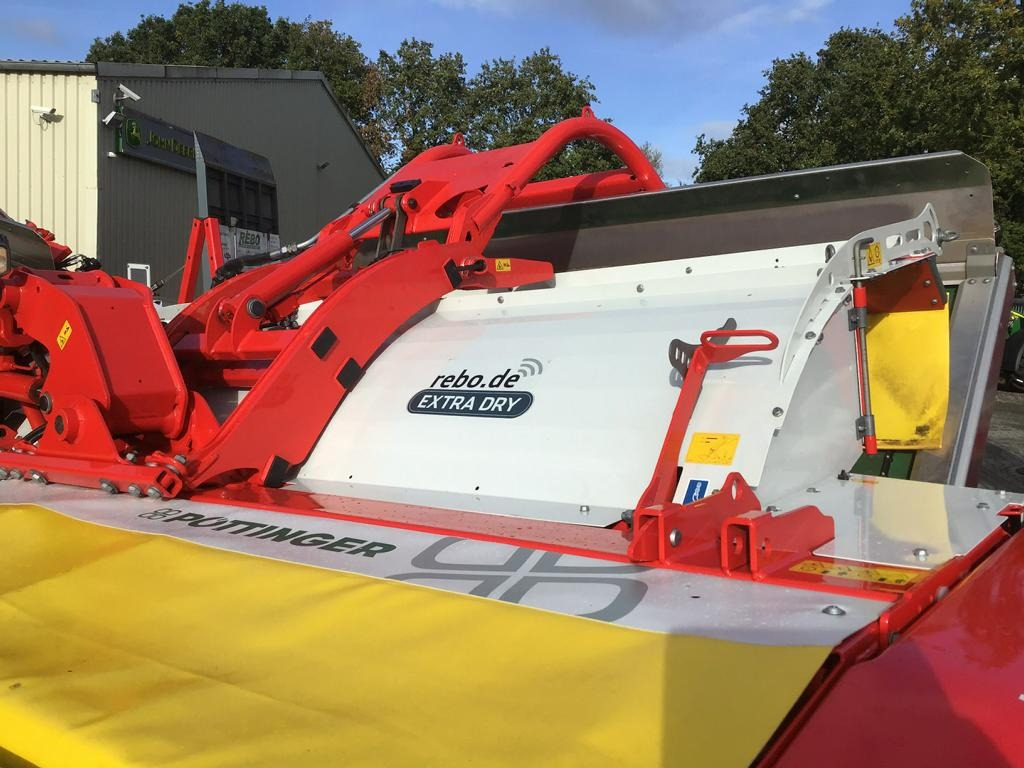 Pöttinger NOVACAT V 10000 ED CL - Pļāvējs: foto 4 Pöttinger NOVACAT V 10000 ED CL - Pļāvējs: foto 4