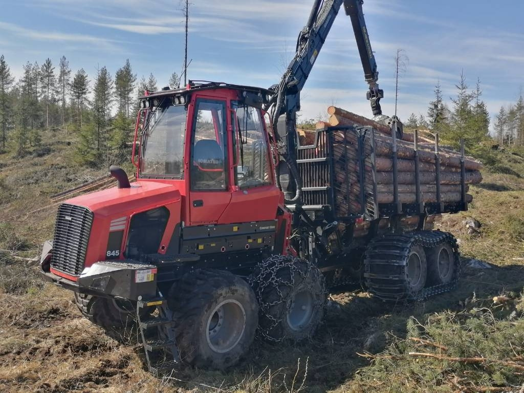 Komatsu 845 - Forvarders: foto 1 Komatsu 845 - Forvarders: foto 1