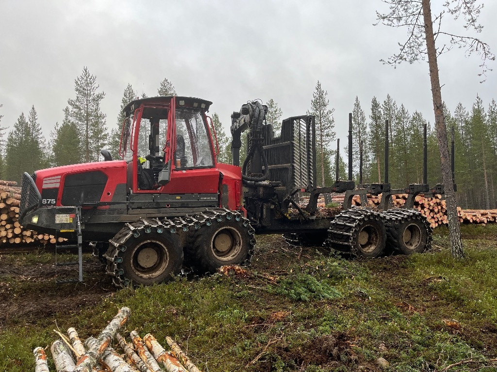 Komatsu 875 - Forvarders: foto 3 Komatsu 875 - Forvarders: foto 3