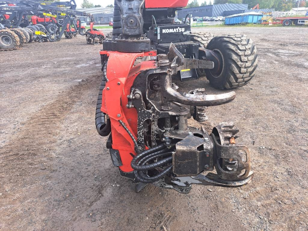 Harvesters Komatsu 901 XC: foto 10 Harvesters Komatsu 901 XC: foto 10