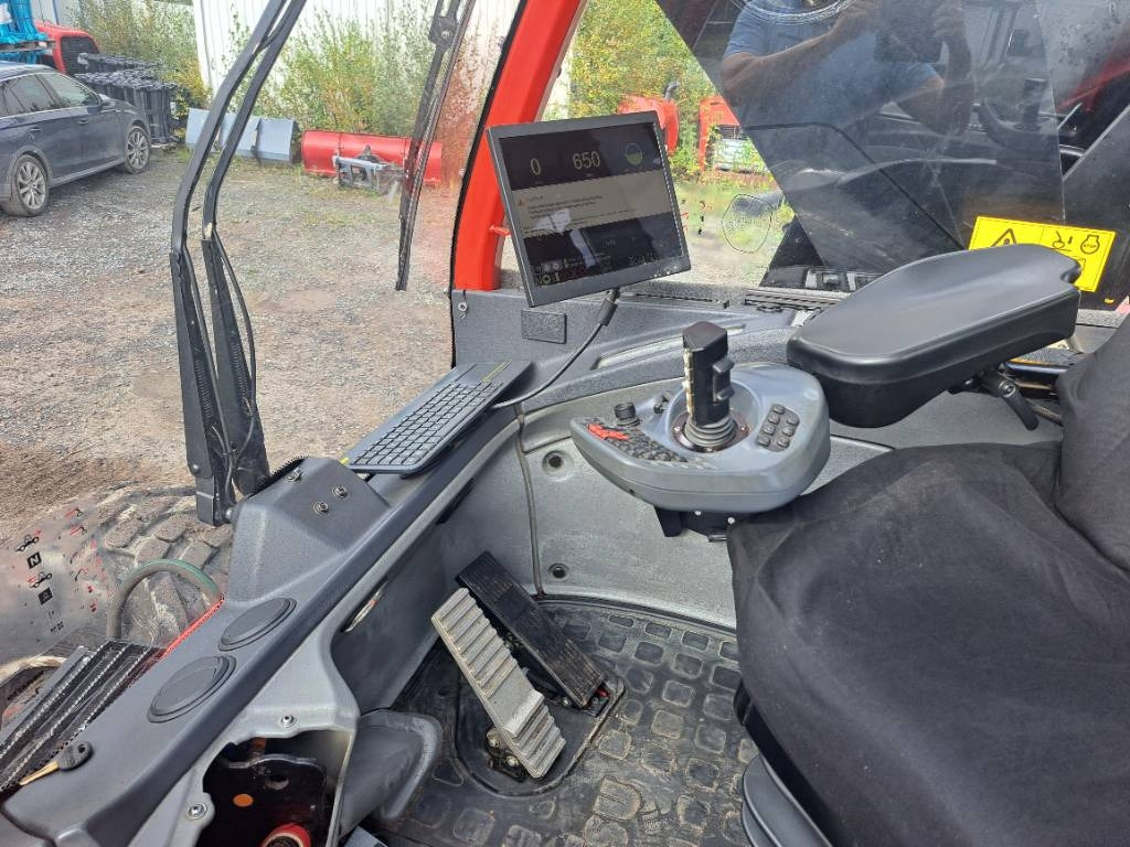 Harvesters Komatsu 901 XC: foto 14 Harvesters Komatsu 901 XC: foto 14