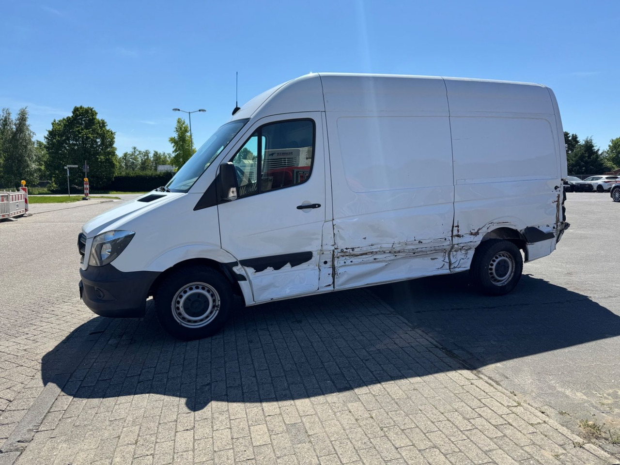 Mercedes-Benz Sprinter 316 CDI KASTEN L+H 107.000KM AHK 3,5T - Kravas mikroautobuss: foto 4 Mercedes-Benz Sprinter 316 CDI KASTEN L+H 107.000KM AHK 3,5T - Kravas mikroautobuss: foto 4