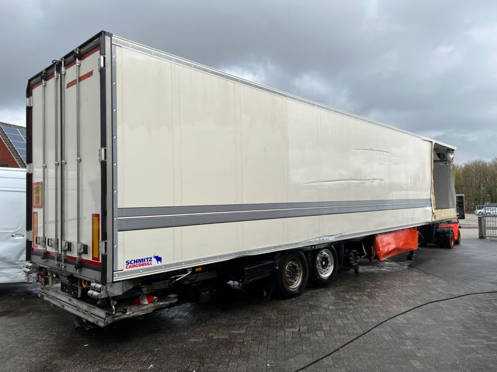 Schmitz Cargobull SKO 24 L Tiefkuhl / Trennwand / EXECUTIVE - Puspiekabe refrižerators: foto 3 Schmitz Cargobull SKO 24 L Tiefkuhl / Trennwand / EXECUTIVE - Puspiekabe refrižerators: foto 3