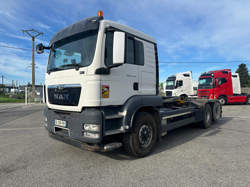 MAN TGS - Pacēlājs ar āķi: foto 1 MAN TGS - Pacēlājs ar āķi: foto 1