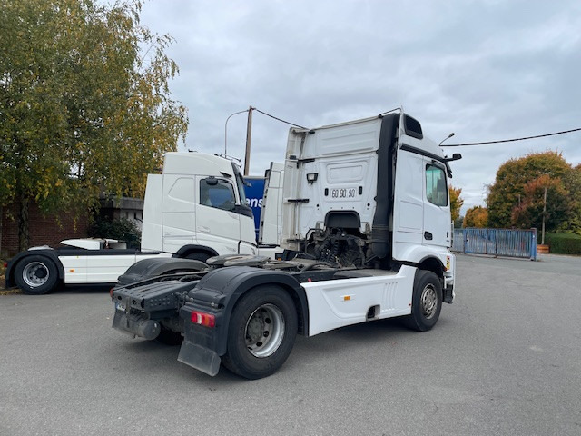 Mercedes-Benz Actros - Vilcējs: foto 3 Mercedes-Benz Actros - Vilcējs: foto 3