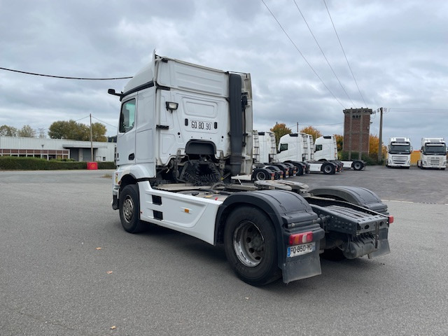 Mercedes-Benz Actros - Vilcējs: foto 4 Mercedes-Benz Actros - Vilcējs: foto 4