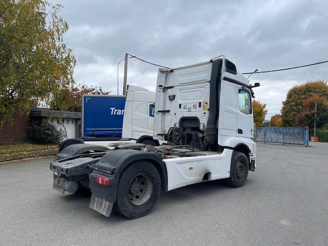 Mercedes-Benz Actros - Vilcējs: foto 3 Mercedes-Benz Actros - Vilcējs: foto 3