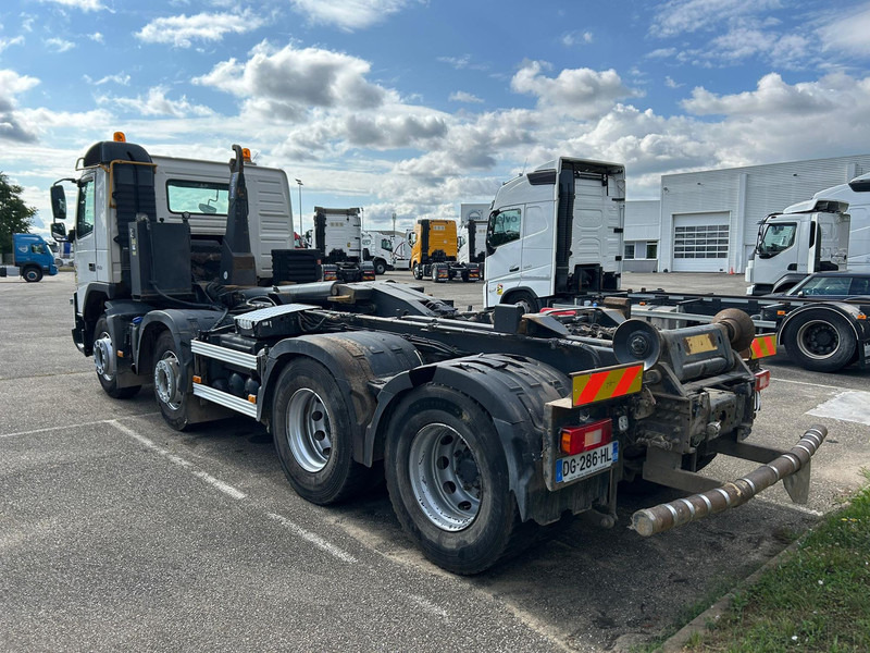 Volvo FM - Pacēlājs ar āķi: foto 4 Volvo FM - Pacēlājs ar āķi: foto 4