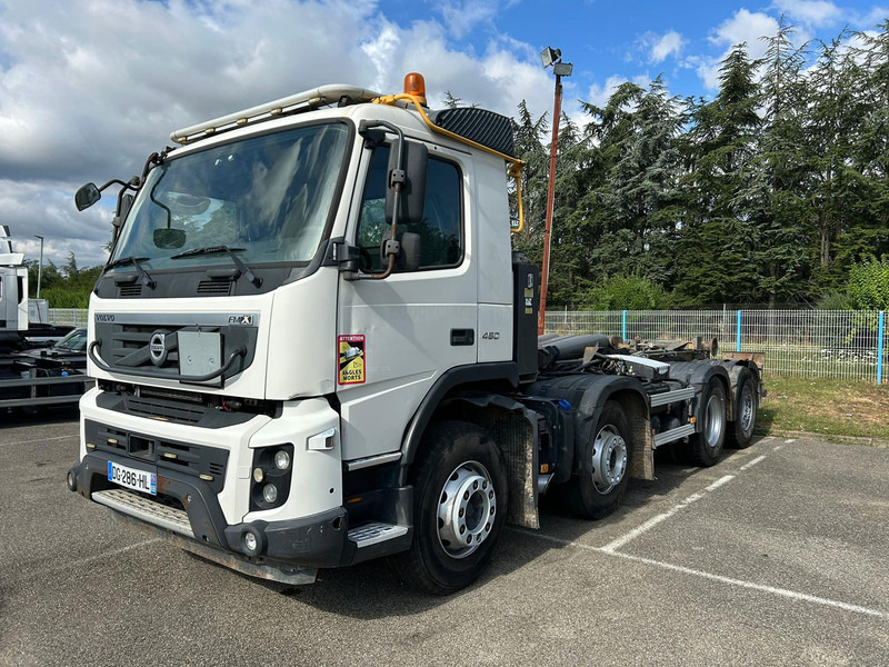 Volvo FM - Pacēlājs ar āķi: foto 1 Volvo FM - Pacēlājs ar āķi: foto 1