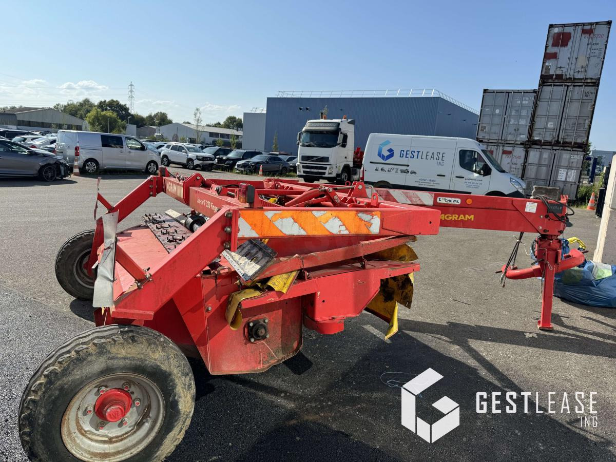 Agram JET CUT T320 FINGER - Pļāvējs: foto 3 Agram JET CUT T320 FINGER - Pļāvējs: foto 3