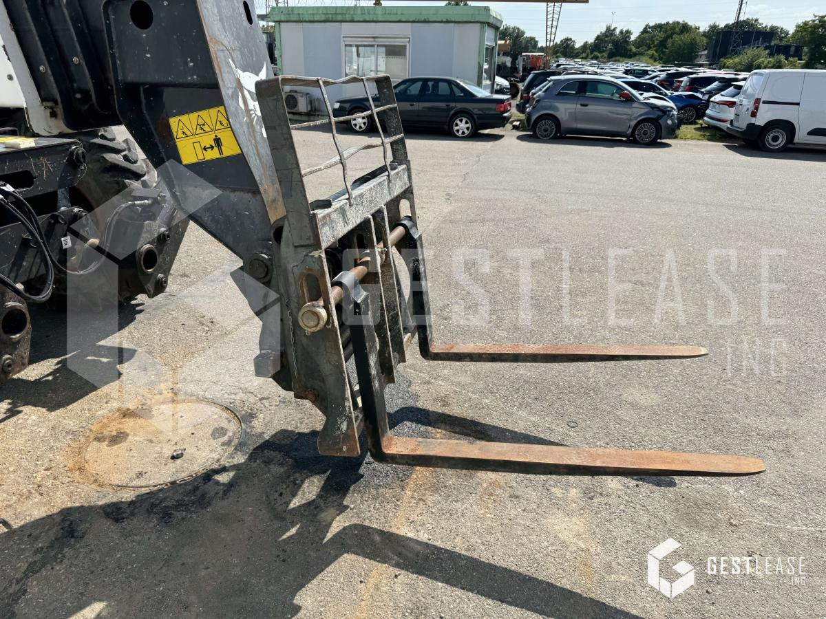 BOBCAT T40180 - Bīdmasta krautņotājs: foto 5 BOBCAT T40180 - Bīdmasta krautņotājs: foto 5