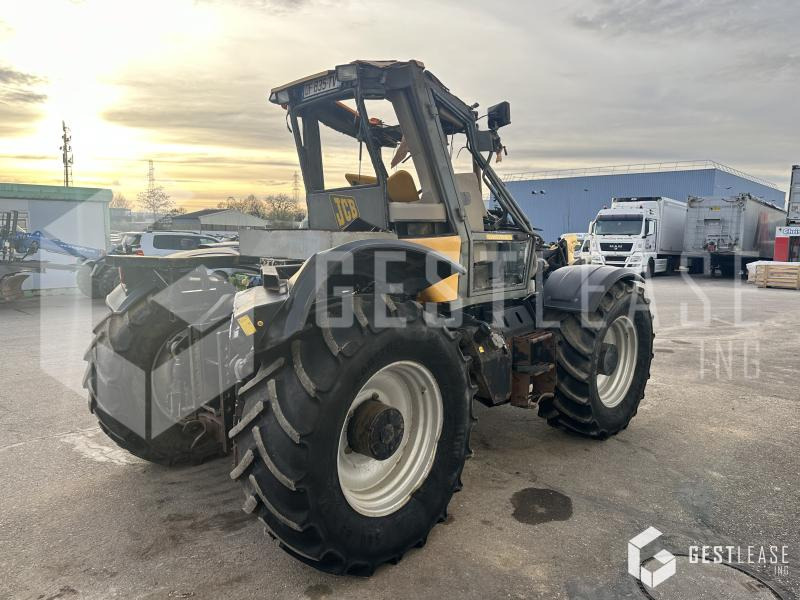 JCB Fastrac 2135 4WS - Traktors: foto 3 JCB Fastrac 2135 4WS - Traktors: foto 3