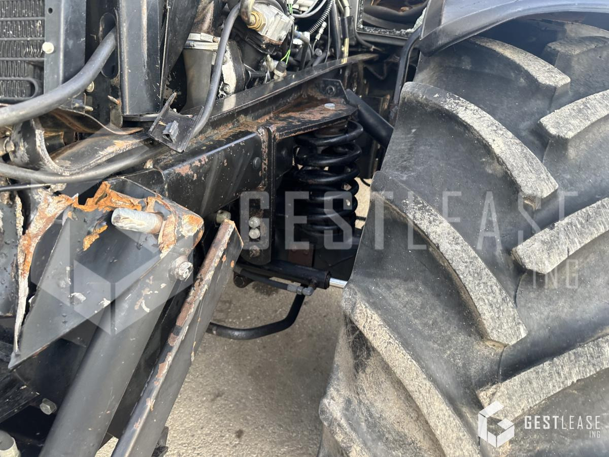 JCB Fastrac 2135 4WS - Traktors: foto 4 JCB Fastrac 2135 4WS - Traktors: foto 4