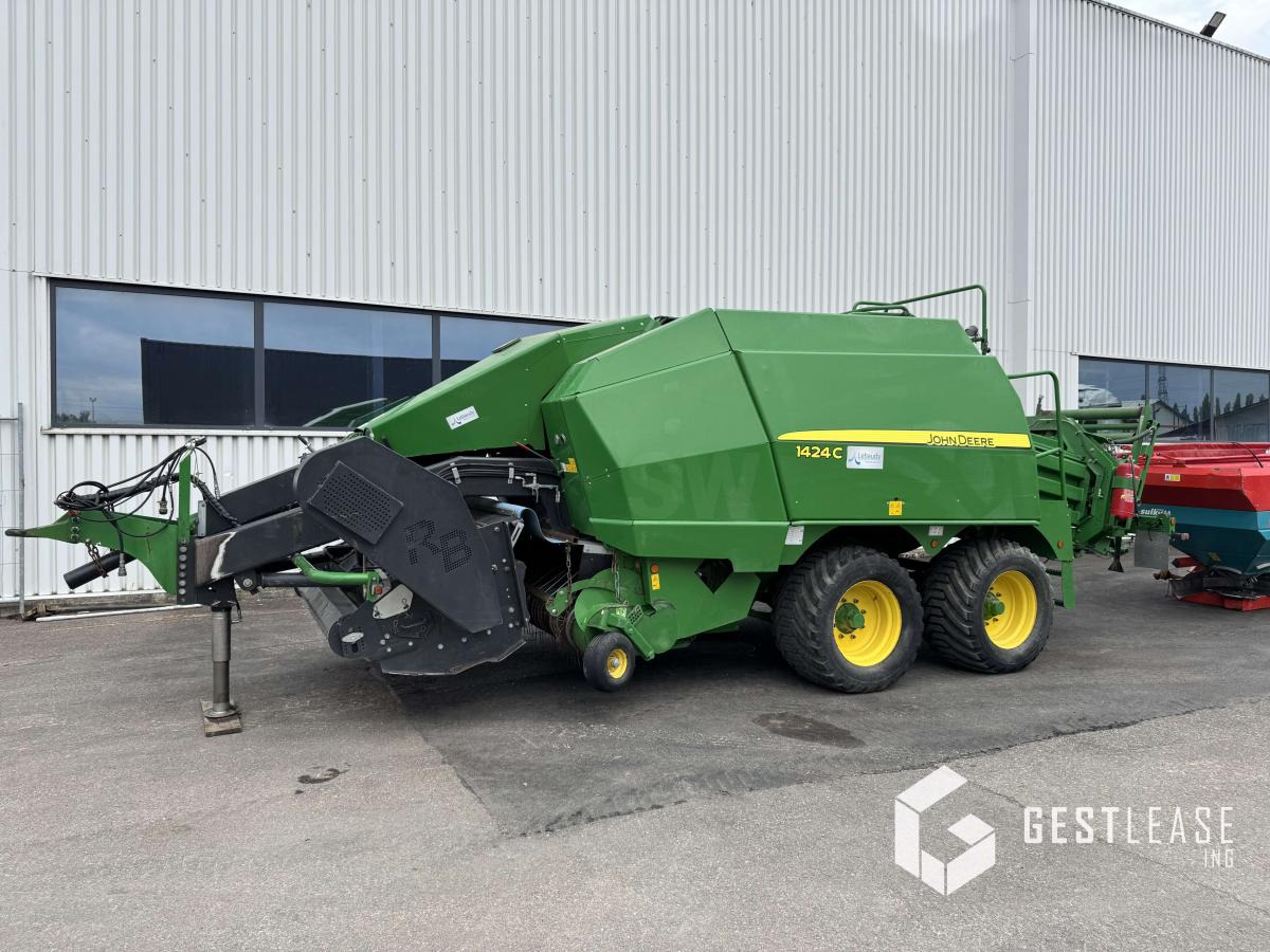 John Deere 1424H - Kīpu prese: foto 1 John Deere 1424H - Kīpu prese: foto 1