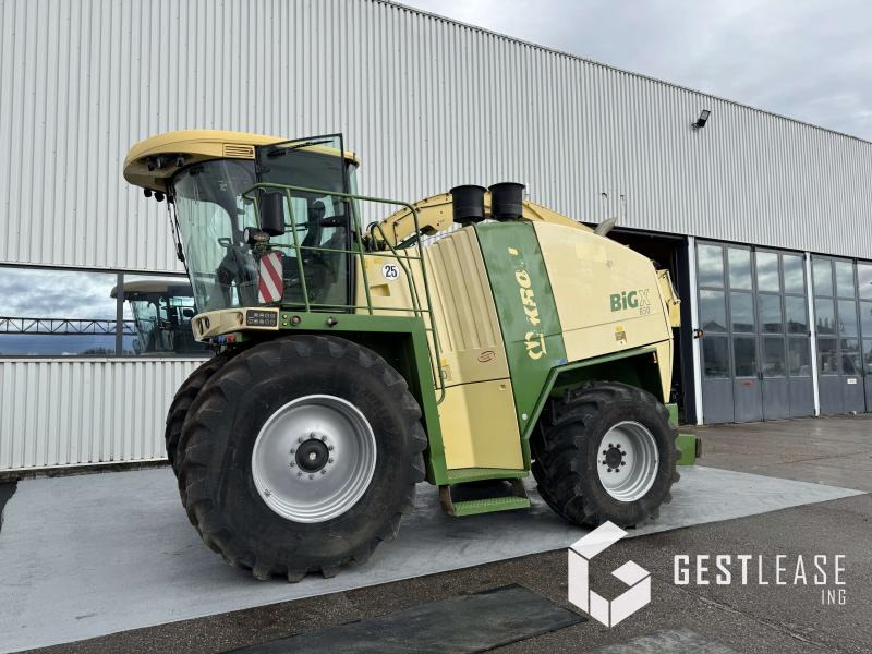 KRONE BIG X850 - Lopbarības kombains: foto 1 KRONE BIG X850 - Lopbarības kombains: foto 1