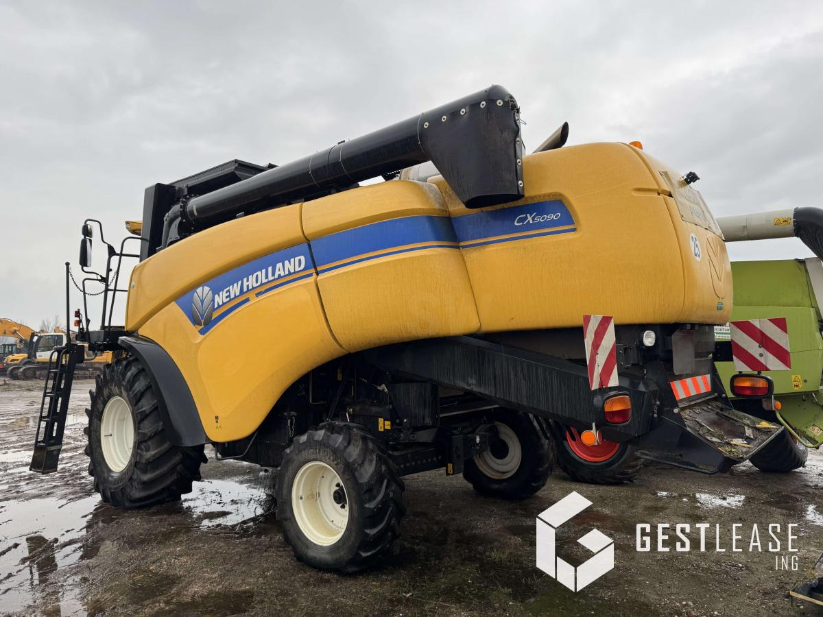 New Holland CX5090 - Labības kombains: foto 2 New Holland CX5090 - Labības kombains: foto 2