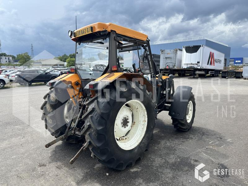 Renault PALES 240 - Traktors: foto 3 Renault PALES 240 - Traktors: foto 3
