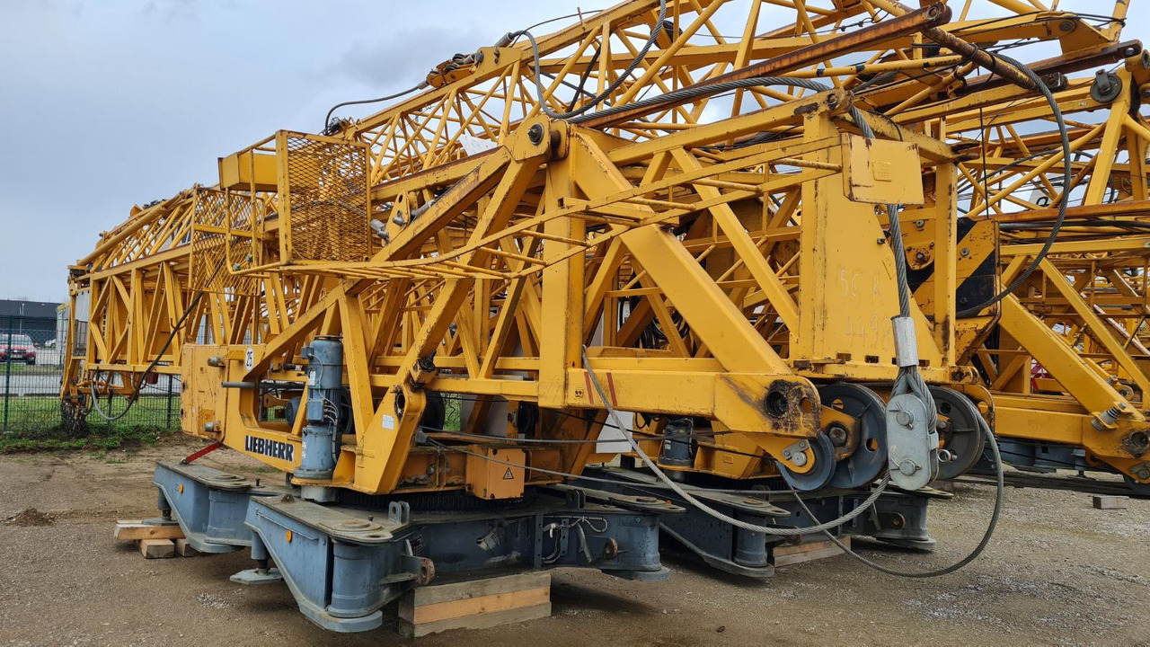 Liebherr Baukran Turmdrehkran 56K / Baujahr 2006 - Torņa celtnis: foto 1 Liebherr Baukran Turmdrehkran 56K / Baujahr 2006 - Torņa celtnis: foto 1