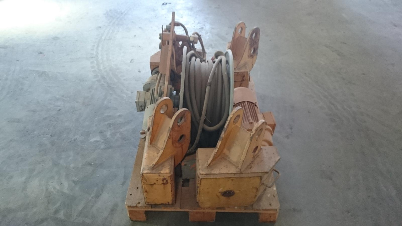 Liebherr Schienenfahrewerk Schienenfahrwerk für 34K, 35K - Celtniecības maisītājs: foto 4 Liebherr Schienenfahrewerk Schienenfahrwerk für 34K, 35K - Celtniecības maisītājs: foto 4