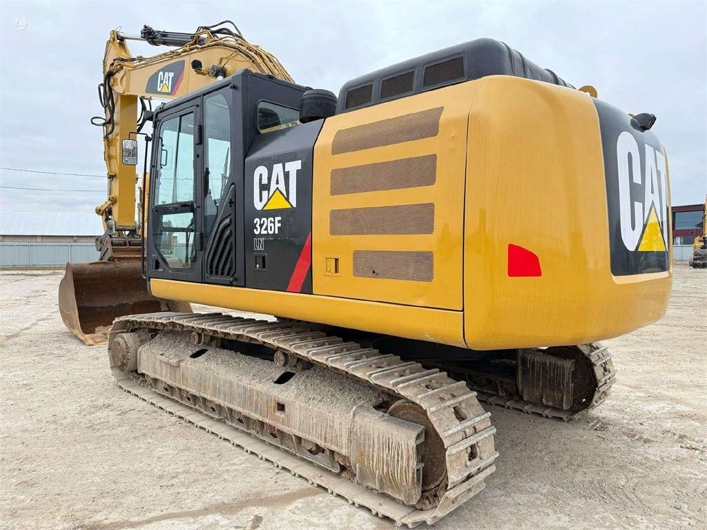 CAT 326 FLN, 2.5 m3 - Kāpurķēžu ekskavators: foto 3 CAT 326 FLN, 2.5 m3 - Kāpurķēžu ekskavators: foto 3
