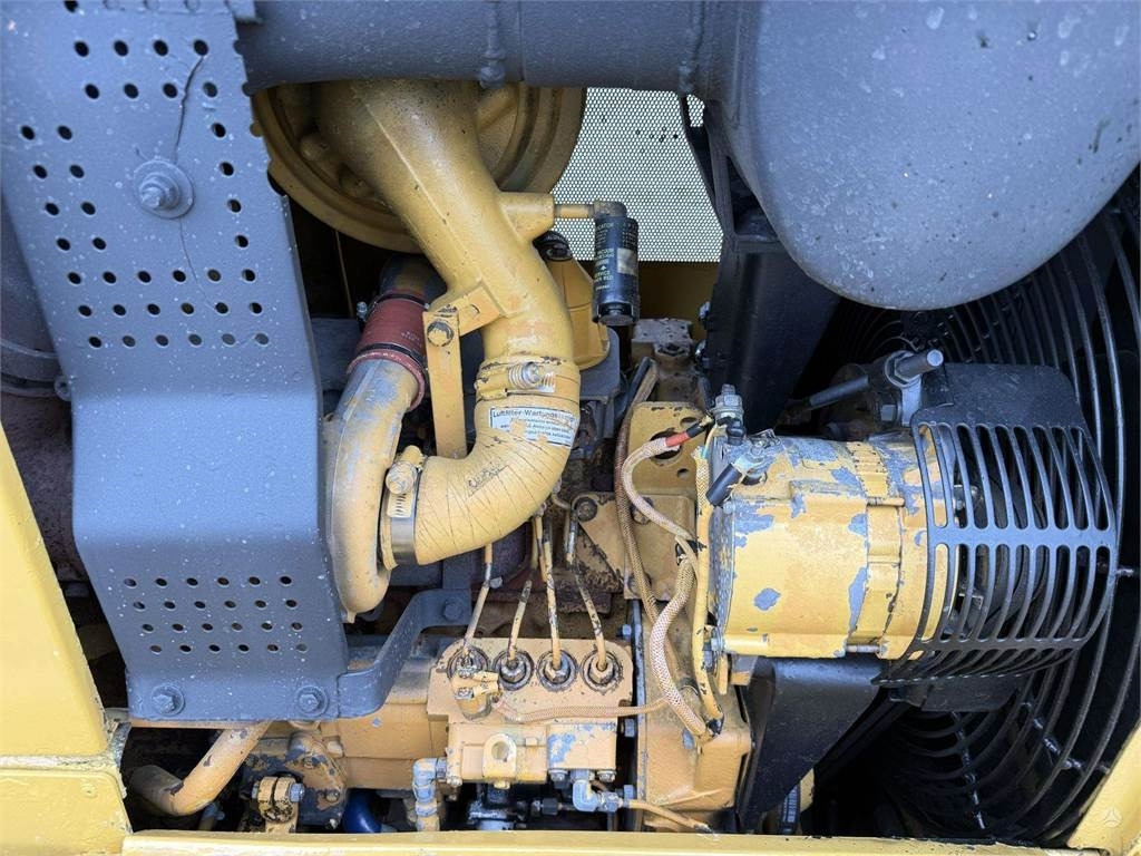 Buldozers CAT D4H LGP: foto 22