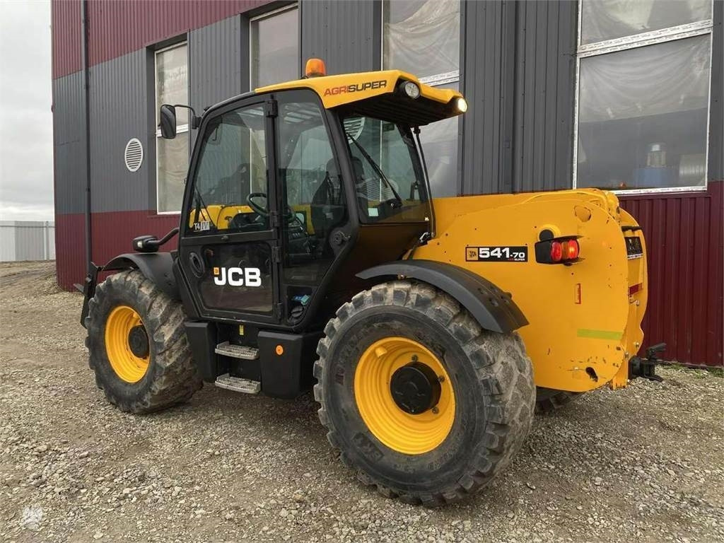 JCB 541-70 AgriSuper, 40 km/h - Teleskopiskais iekrāvējs: foto 5 JCB 541-70 AgriSuper, 40 km/h - Teleskopiskais iekrāvējs: foto 5