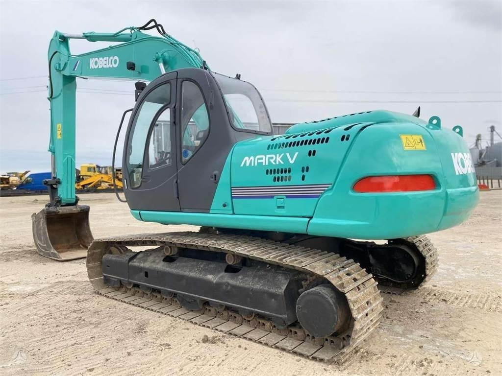 Kobelco SK-200 LC Mark V - Kāpurķēžu ekskavators: foto 3 Kobelco SK-200 LC Mark V - Kāpurķēžu ekskavators: foto 3