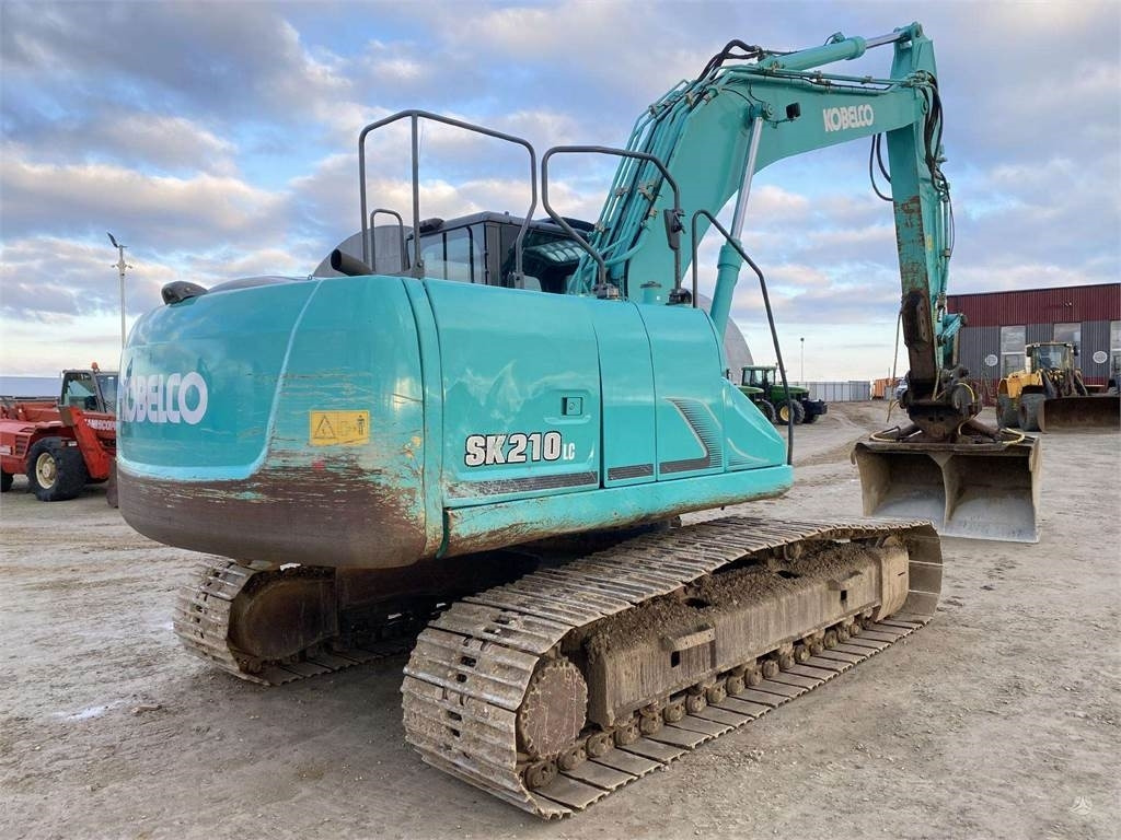 Kobelco SK 210 LC-9 - Kāpurķēžu ekskavators: foto 5 Kobelco SK 210 LC-9 - Kāpurķēžu ekskavators: foto 5