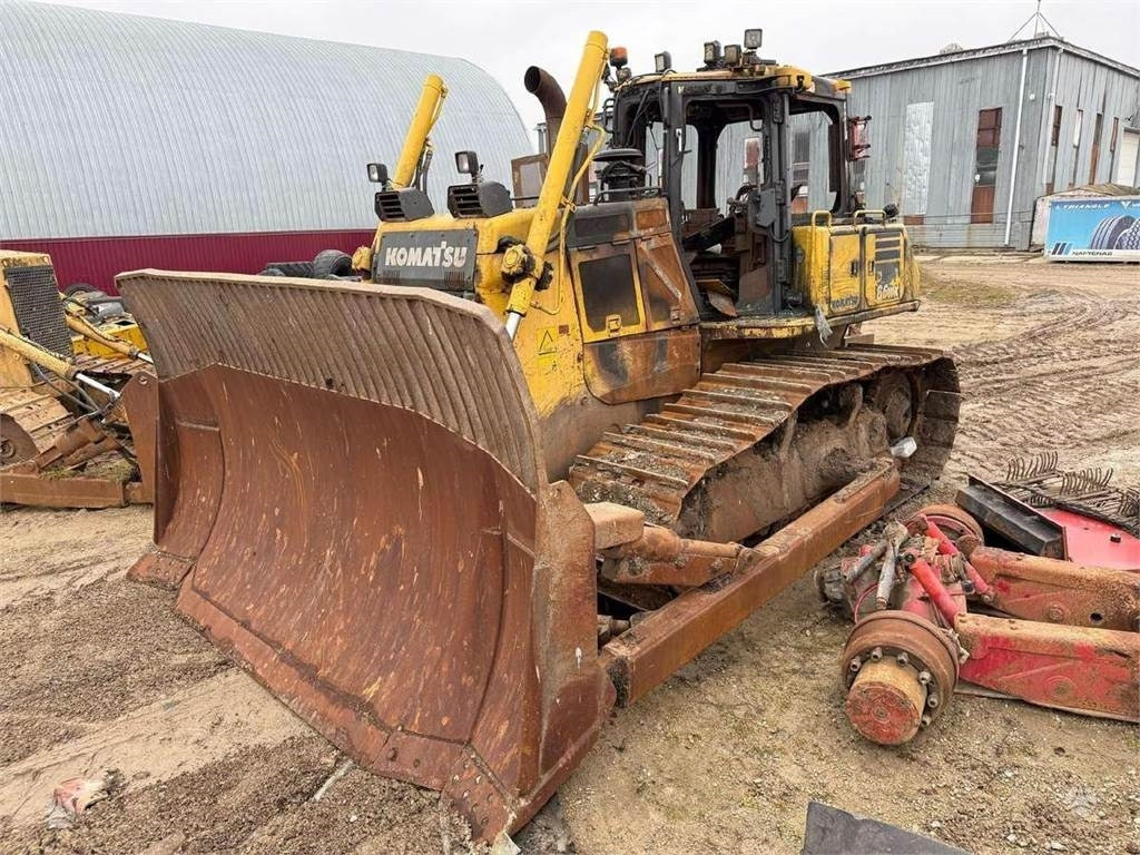 Komatsu D65WX-18 - Buldozers: foto 1 Komatsu D65WX-18 - Buldozers: foto 1